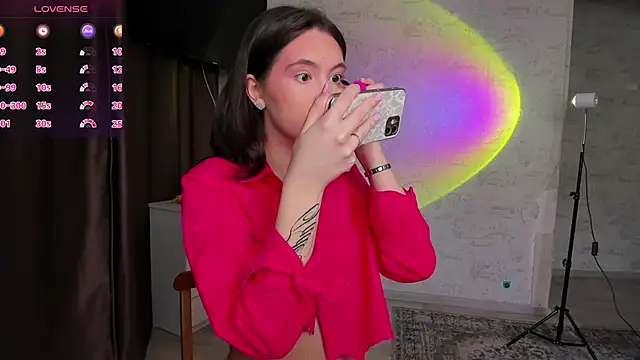 Snapshot of Hey_Mia chatting on February 2026 04:21:02 AM Hey Mia online show from February 2026 04:21:02 AM