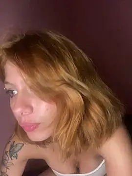 Snapshot of casal_atrevido chatting on May 2026 10:04:02 PM casal atrevido online show from May 2026 10:04:02 PM