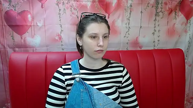 LilianaShine online show from April 2026 05:14:02 AM
