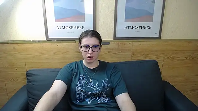 LilianaShine online show from July 2026 05:12:02 AM