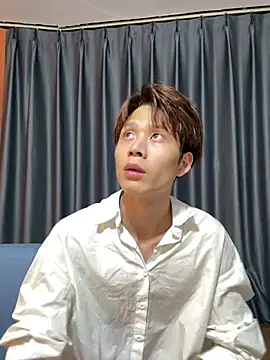 SM 004 online show from April 2026 12:05:02 PM