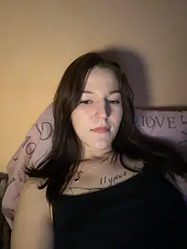 OliaLav online show from February 2026 05:35:02 PM