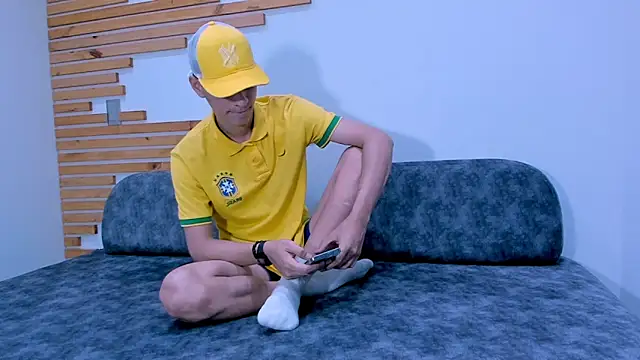 Snapshot of tiian_ chatting on February 2026 07:21:01 PM tiian online show from February 2026 07:21:01 PM