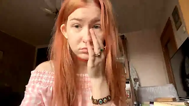 Snapshot of LaureenVielma chatting on February 2026 07:05:01 AM LaureenVielma online show from February 2026 07:05:01 AM