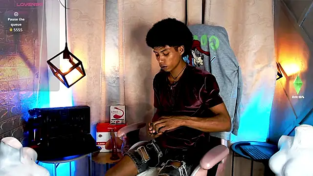 Walkers05 online show from March 2026 11:27:02 PM