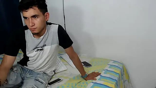 Snapshot of the_skinny_one chatting on February 2026 12:13:02 PM the skinny one online show from February 2026 12:13:02 PM