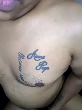 Snapshot of silkboy69 chatting on February 2026 12:07:01 AM silkboy69 online show from February 2026 12:07:01 AM