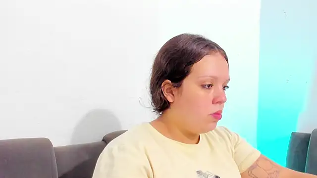 Emely pregnantt online show from January 2026 11:36:01 PM