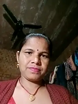 Snapshot of Pooja_sahu chatting on February 2026 05:49:01 AM Pooja sahu online show from February 2026 05:49:01 AM