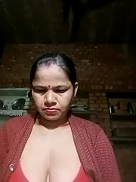 Snapshot of Pooja_sahu chatting on February 2026 06:25:02 PM Pooja sahu online show from February 2026 06:25:02 PM