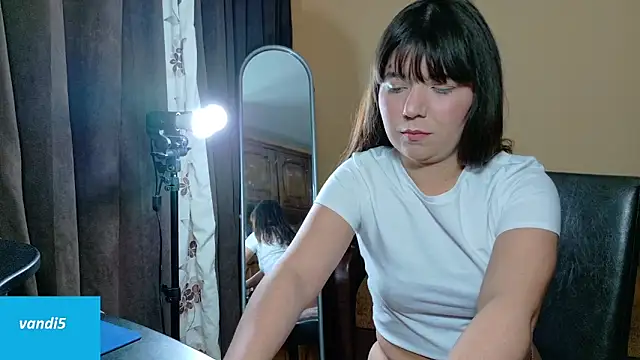 VandiFive online show from April 2026 08:36:02 PM