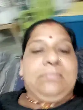 Snapshot of Hirdesh_sahhu chatting on February 2026 11:12:01 PM Hirdesh sahhu online show from February 2026 11:12:01 PM