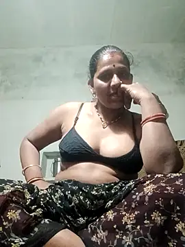 Snapshot of Hirdesh_sahhu chatting on February 2026 05:09:02 PM Hirdesh sahhu online show from February 2026 05:09:02 PM