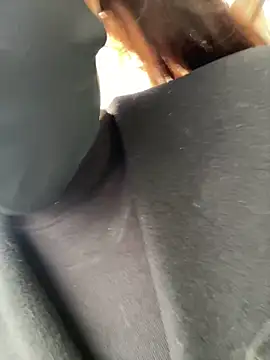 Carlin-yiyi online show from February 2026 01:29:02 AM