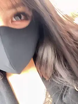 Carlin-yiyi online show from February 2026 02:10:01 AM