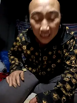 Ami-su online show from April 2026 02:36:02 PM