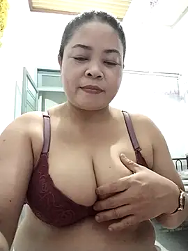 Snapshot of Baby-bigtits2026 chatting on March 2026 12:20:02 PM Baby-bigtits2026 online show from March 2026 12:20:02 PM