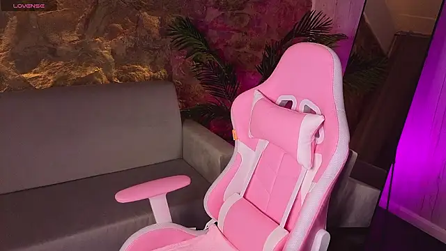 Snapshot of Candy_Lir chatting on February 2026 09:06:01 AM Candy Lir online show from February 2026 09:06:01 AM