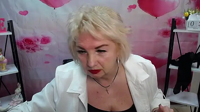 RenataDaster online show from May 2026 10:56:02 AM