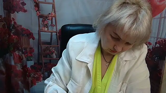 RenataDaster online show from May 2026 11:06:01 AM