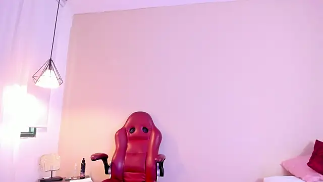 bellawild  online show from April 2026 12:10:01 PM