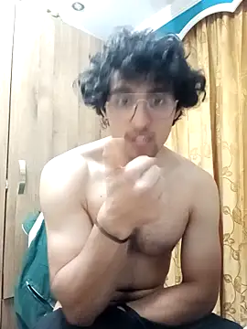 Apolo Men online show from March 2026 04:07:02 AM