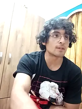 Apolo Men online show from April 2026 05:18:02 AM