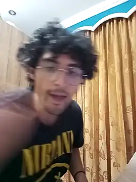 Apolo Men online show from April 2026 04:35:01 AM