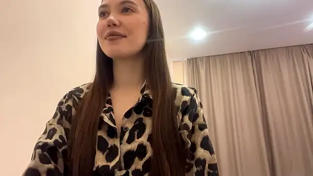 Snapshot of CozyMonday chatting on February 2026 09:13:01 AM CozyMonday online show from February 2026 09:13:01 AM