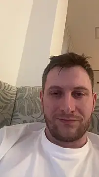 Snapshot of LubasOriginMen chatting on February 2026 04:00:01 PM LubasOriginMen online show from February 2026 04:00:01 PM