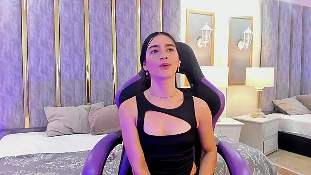 Snapshot of KeniaVelvet_ chatting on February 2026 03:17:02 PM KeniaVelvet online show from February 2026 03:17:02 PM