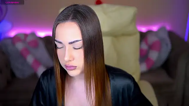 OliviaMoore  online show from February 2026 01:38:02 PM