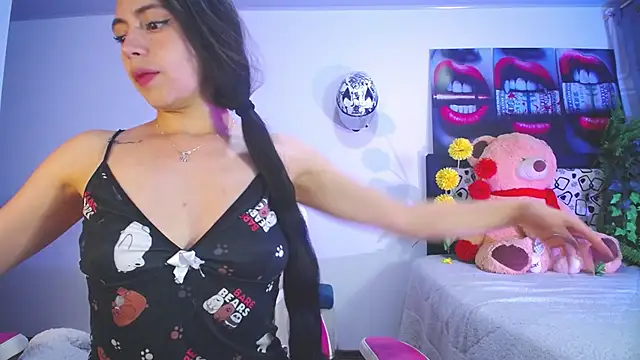 lika little0 online show from May 2026 11:45:01 PM