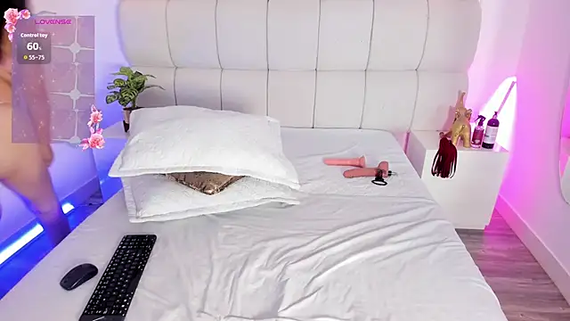 Snapshot of Dakota_Hills chatting on February 2026 07:21:02 PM Dakota Hills online show from February 2026 07:21:02 PM