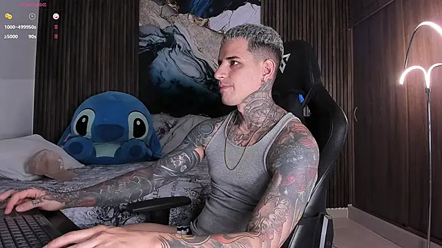 Snapshot of trisstann_ chatting on February 2026 11:09:01 PM trisstann online show from February 2026 11:09:01 PM