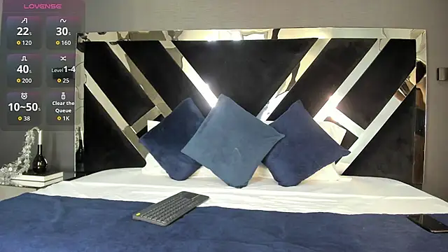 AllanaOrtiz   online show from April 2026 07:25:02 PM