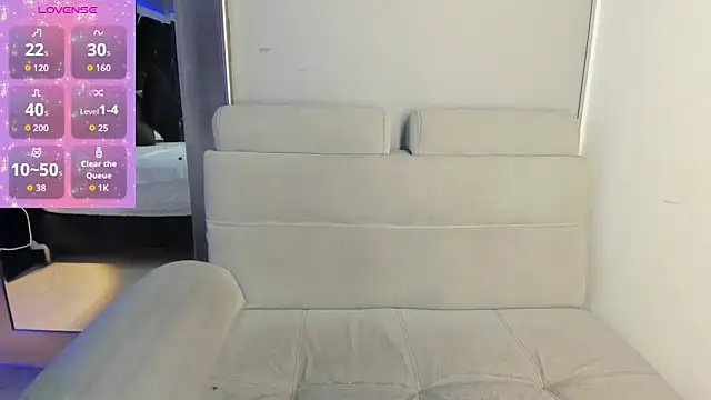 AllanaOrtiz   online show from April 2026 08:02:02 PM