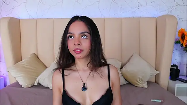 BambiRoses online show from March 2026 05:03:01 AM