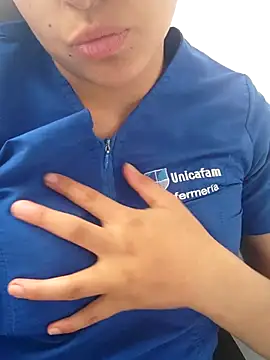 Snapshot of caramelo_fly chatting on February 2026 09:44:02 PM caramelo fly online show from February 2026 09:44:02 PM