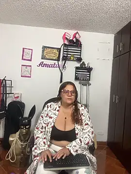 KimmyDark1 online show from June 2026 04:22:02 AM