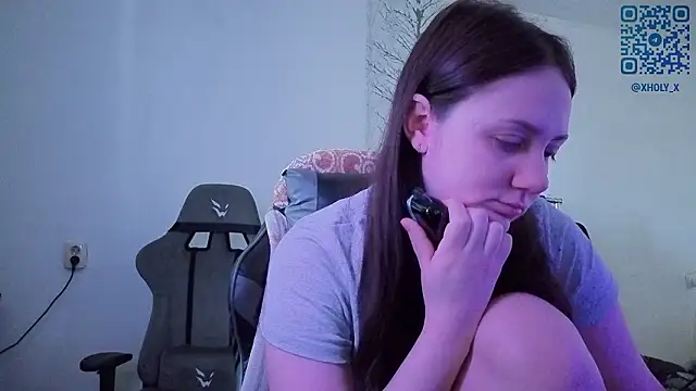 Snapshot of Holy_Kveta chatting on March 2026 05:01:02 AM Holy Kveta online show from March 2026 05:01:02 AM