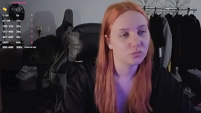 Snapshot of Holy_Kveta chatting on April 2026 03:06:01 AM Holy Kveta online show from April 2026 03:06:01 AM