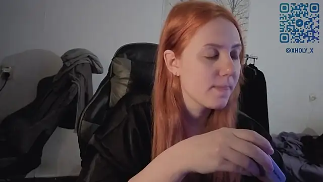 Snapshot of Holy_Kveta chatting on April 2026 03:01:04 AM Holy Kveta online show from April 2026 03:01:04 AM