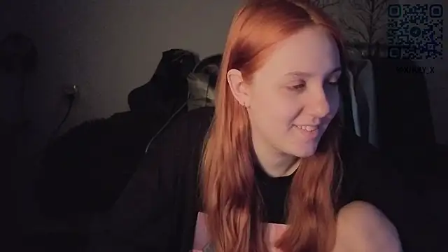 Snapshot of Holy_Kveta chatting on April 2026 03:33:01 AM Holy Kveta online show from April 2026 03:33:01 AM