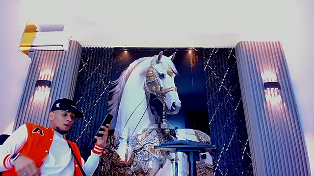 Snapshot of the_knights_of_the_night chatting on February 2026 03:21:01 AM the knights of the night online show from February 2026 03:21:01 AM