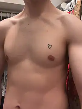 Snapshot of ragnarmeekk chatting on April 2026 11:27:01 AM ragnarmeekk online show from April 2026 11:27:01 AM