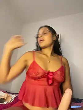 paulagomezz online show from March 2026 07:29:01 PM