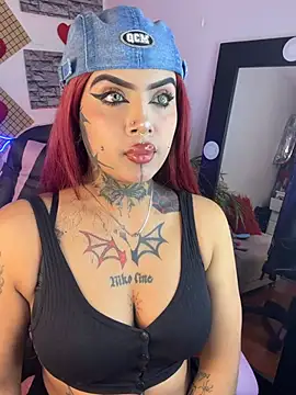 Niki adams001 online show from February 2026 01:39:02 AM