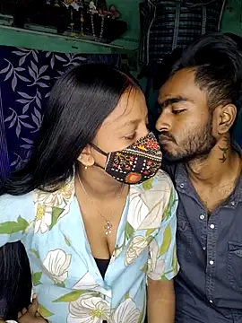 Snapshot of Lovly_Couple_1 chatting on February 2026 11:13:01 AM Lovly Couple 1 online show from February 2026 11:13:01 AM
