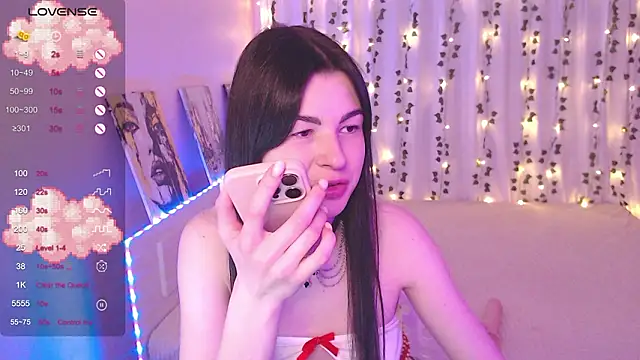 Snapshot of Stephanie_Bloom chatting on February 2026 08:45:01 PM Stephanie Bloom online show from February 2026 08:45:01 PM